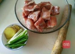 山药炖排骨的做法图解1