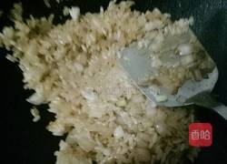 鸡蛋培根炒饭的做法图解6