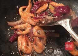 洋葱芝麻爆虾的做法图解6