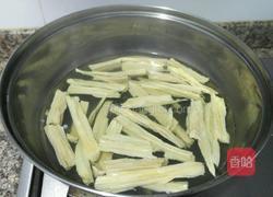 西兰花拌腐竹的做法图解4