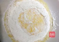 软炸椒盐蘑菇的做法图解3