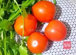 番茄瘦肉鲜汤的做法图解1