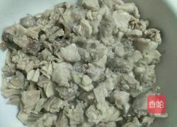 三椒兔肉的做法图解1