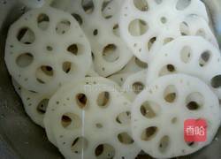 凉拌糖醋藕片的做法图解3