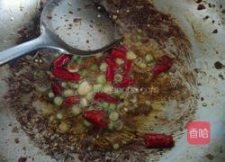 豆皮炒双耳的做法图解9