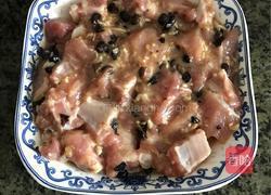 竹筒蒸排骨的做法图解4