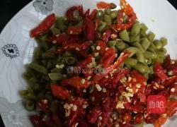 酸豆角炒大肠的做法图解6