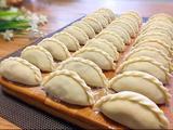 花边饺子（猪肉韭菜馅）的做法[图]