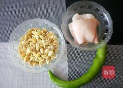 黄豆芽炒肉皮的做法图解1