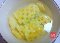 菠萝香蕉奶昔的做法图解3