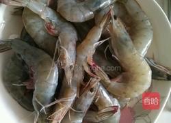 油焖蒜蓉虾的做法图解1