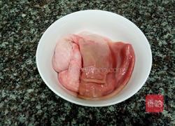 山药炖猪肚的做法图解1