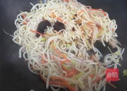 炒面条的做法图解12