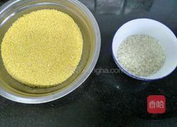 二米粥的做法图解1