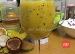 百香芒果汁的做法图解4