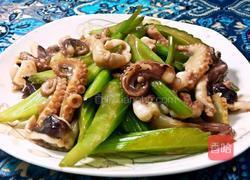 西芹炒章鱼的做法图解6