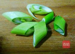 黄芪羊肉胡萝卜汤的做法图解2