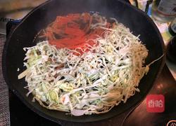 粉丝炒包菜的做法图解3