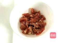 炒黄瓜拉皮的做法图解3