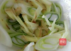 干煸辣肺丝的做法图解3