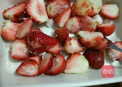 糖腌草莓的做法图解3