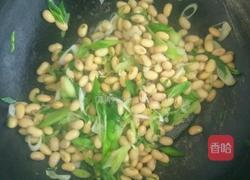 蒜苗豆的做法图解7