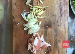 手撕包菜的做法图解2