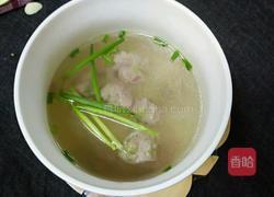 氽白菜肉丸的做法图解5