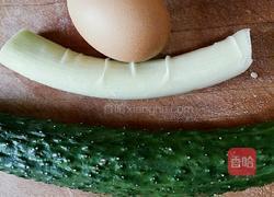 黄瓜炒蛋的做法图解1