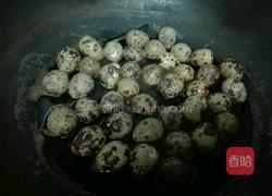 五香鹌鹑蛋的做法图解1