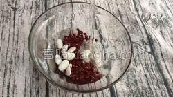 腊八粥的做法图解1