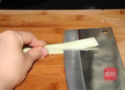 土豆丝卷饼的做法图解2