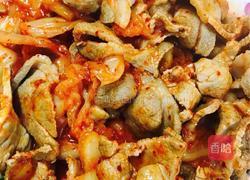 泡菜炒梅花肉的做法图解4