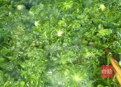 荠菜水饺的做法图解2