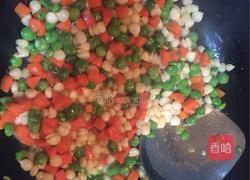 菠萝炒饭的做法图解3