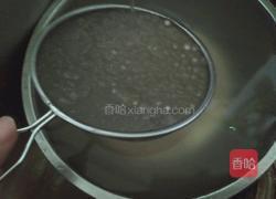 水果椰汁西米露的做法图解2