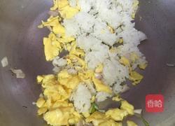 虾仁五彩炒饭的做法图解8