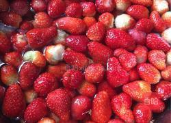 草莓果酱的做法图解2