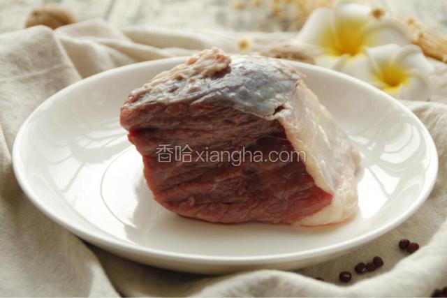 牛肉洗净备用