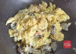 扇贝粒炒鸡蛋的做法图解7