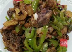 辣炒鸡腿肉的做法图解1