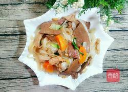 猪肝炒河粉的做法图解1