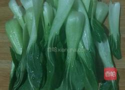 肉片炒油菜的做法图解2