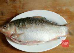 红烧鲫鱼豆腐的做法图解2