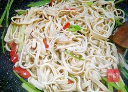 素炒豆腐皮的做法图解13