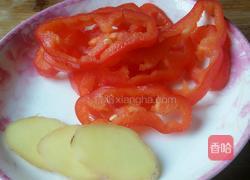 芹菜红椒炒肉片的做法图解5