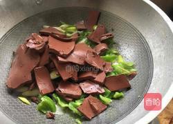 青椒猪血的做法图解5