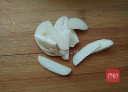 腊肠炒荷兰豆的做法图解3