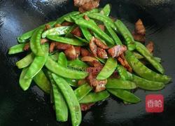 腊肠炒荷兰豆的做法图解6