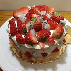 六寸草莓奶油蛋糕的做法[图]